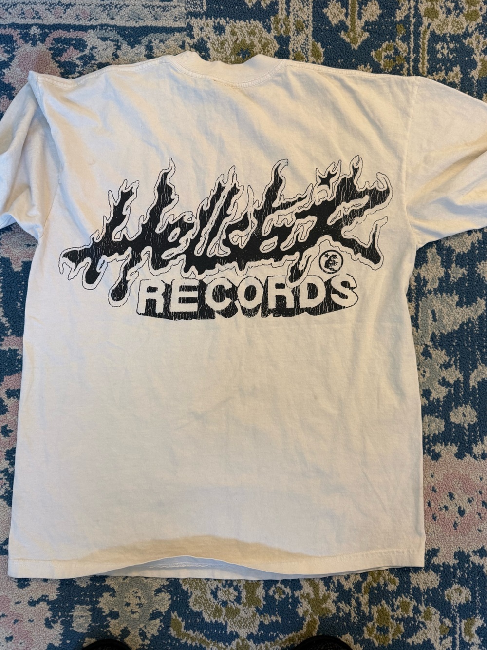 Hellstar Records Cream Short-Sleeve Graphic Tee with Pink Accents - Picture 2 of 3